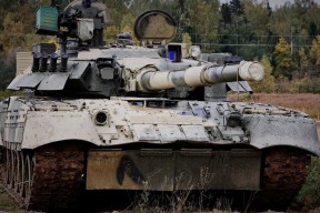 爱游戏app-青训比赛设置摄像监控便于教练回看技战术细节，青训成员