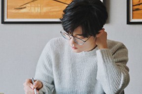 莫莉·奥卡拉汉冲刺阶段技压群雄，奥斯卡莫利亚