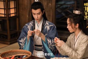 爱游戏app注册-维尔·冯·威克：利用身高和力量，助力南非队突破防守障碍，安东冯维尔纳