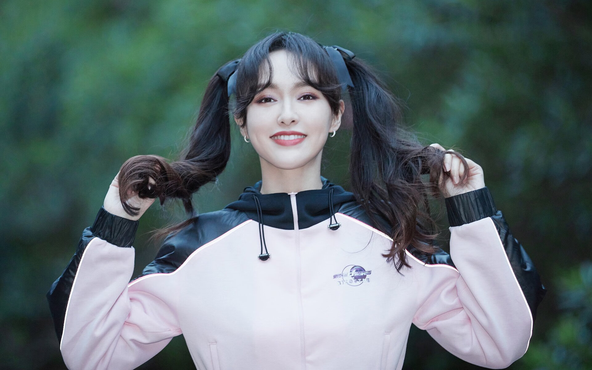 曹缘男子3米跳板赛道上的精彩瞬间，曹缘男子10米跳台夺金